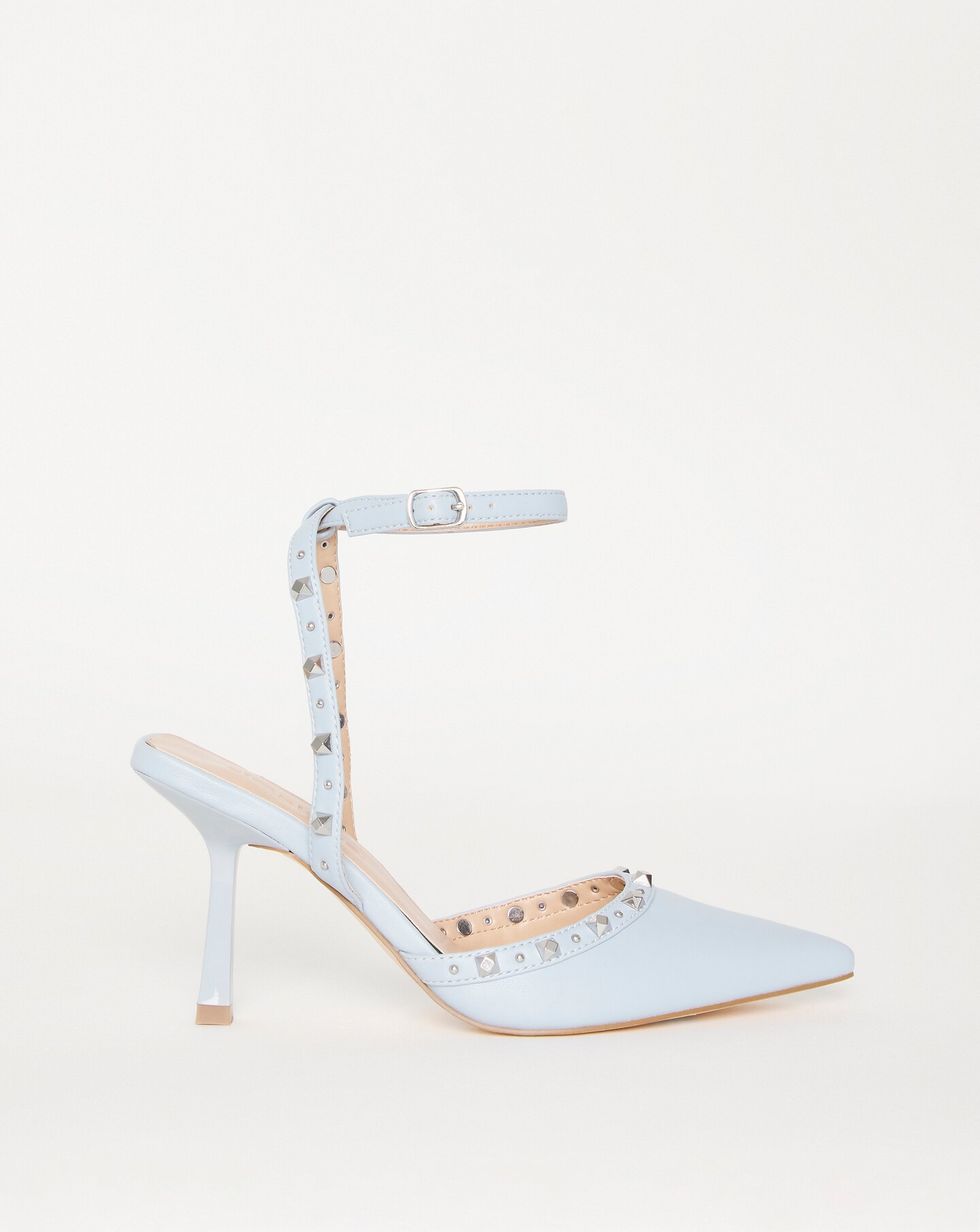 simply be court shoes
