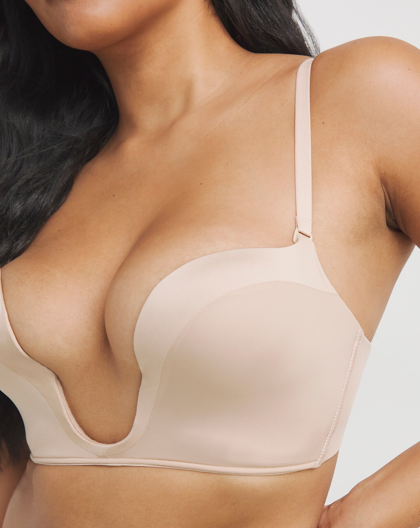 Wonderbra Ultimate Plunge Bra Beige