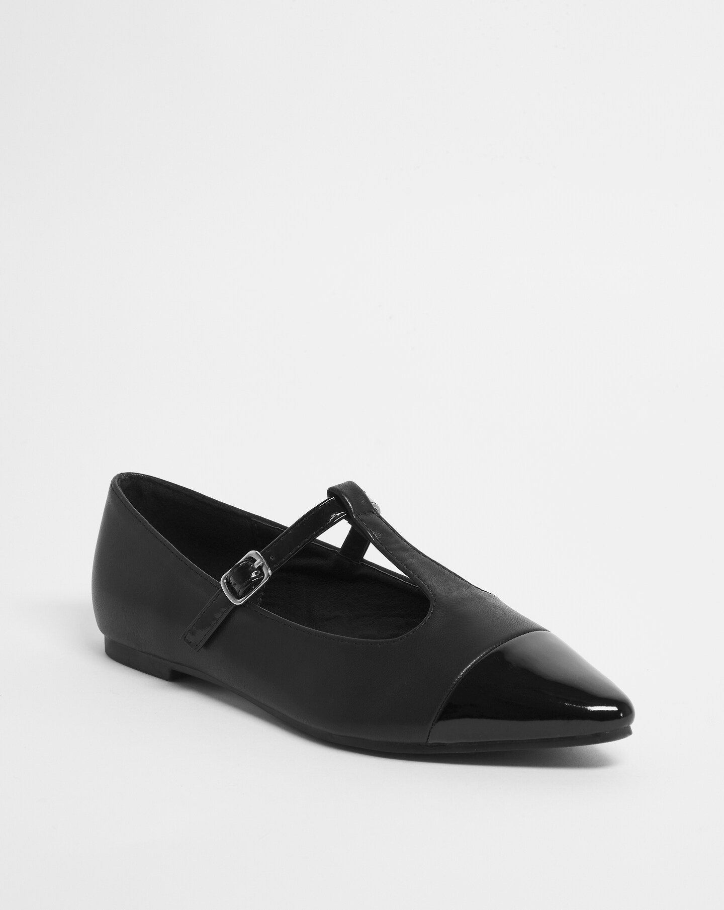 T bar deals flat shoes